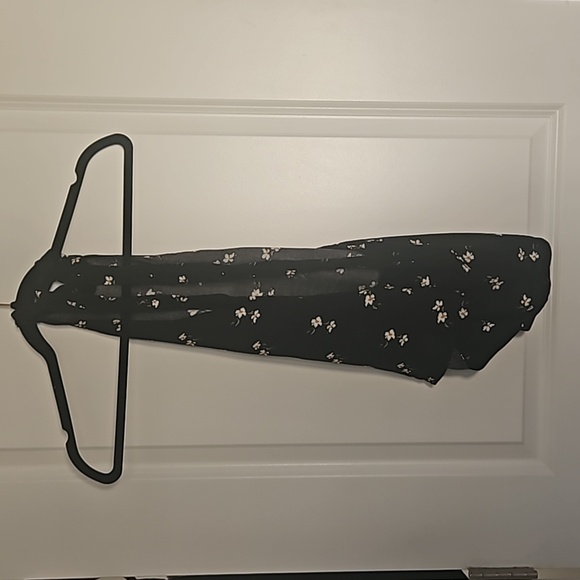 AE Daisy Dream Halter Tank (XS) - Picture 4 of 5